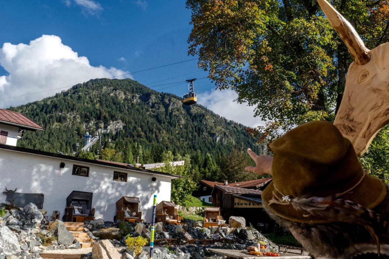 Отель Zur Gluecklichen Kuh Оберстдорф Экстерьер фото